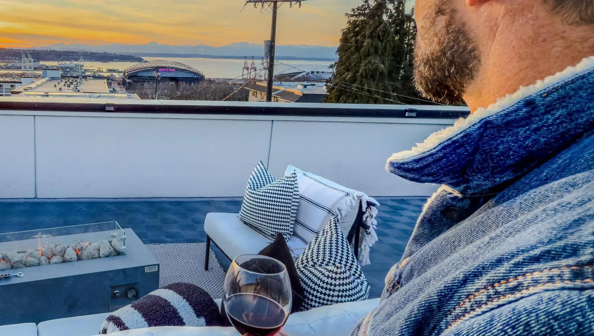 Hot Tub - Best Views - Near Stadiums! 西雅图